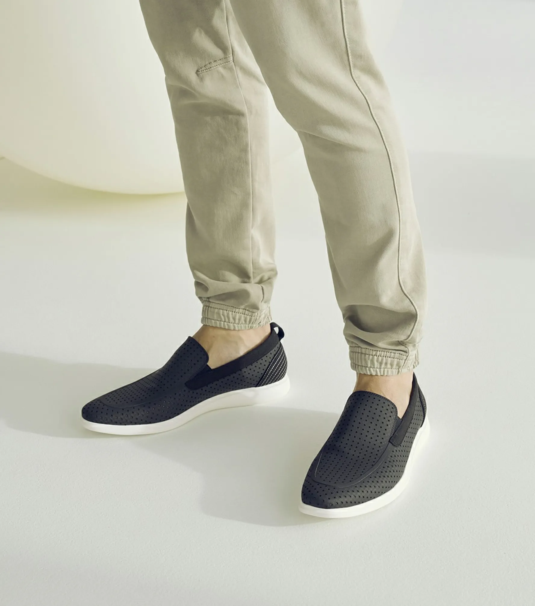 Stacy Adams Remy Moc Toe Perf Slip On